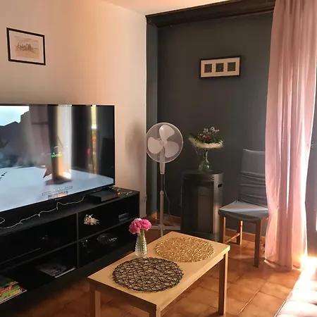 Quarto em Acomodações Particulares Chambre Calme En Centre